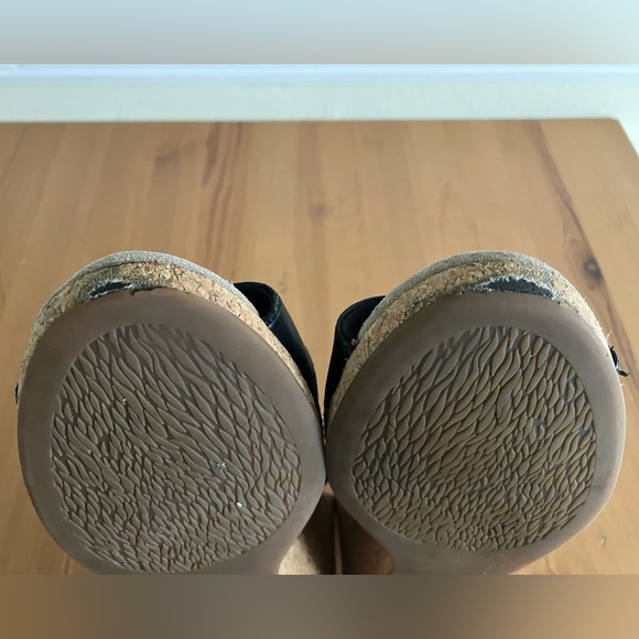 Clarks Collection Lafley Wave Wedge Sandal Woman’s Size 8 Ultimate Comfort Suede - Picture 9 of 9